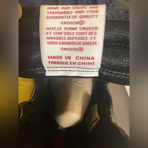 New in Box AIR JORDAN 1 RETRO HIGH OG GS 'GYM RED' - Picture 10 of 14